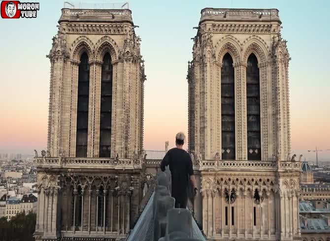 Video :Visit the roof of Notre-Dame de Paris thanks to freerunner Simon Nogueira